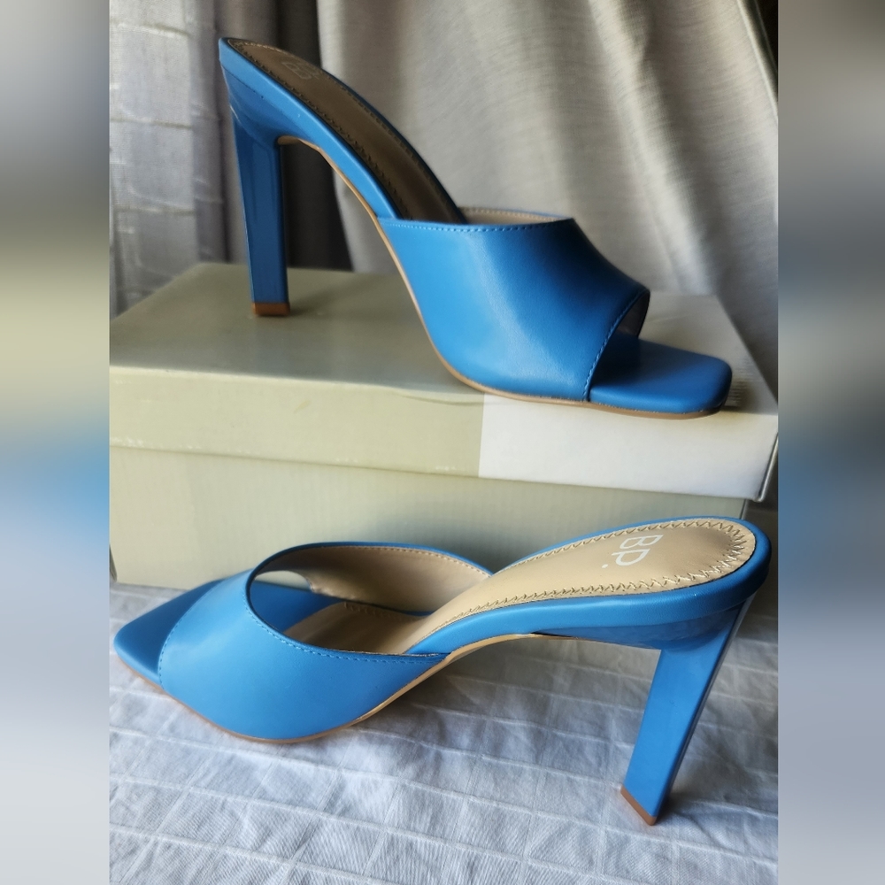 BP Mirra Slide Sandals Powder Blue Size 8